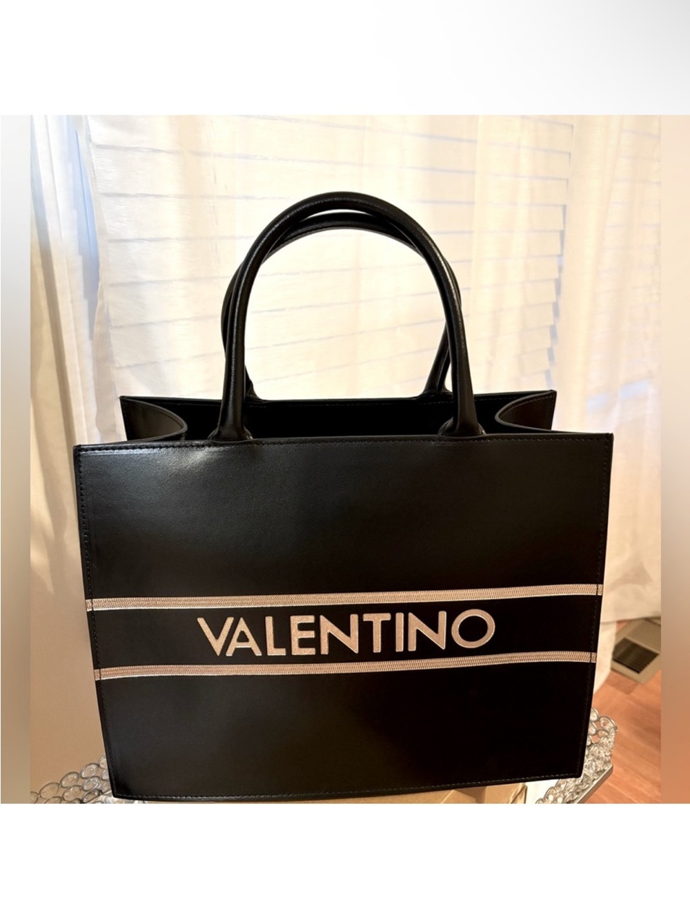 V♣️I♣️P TOTE - Picture 17 of 17